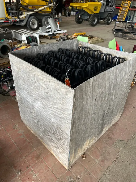 (32) Decorative Fence Sections