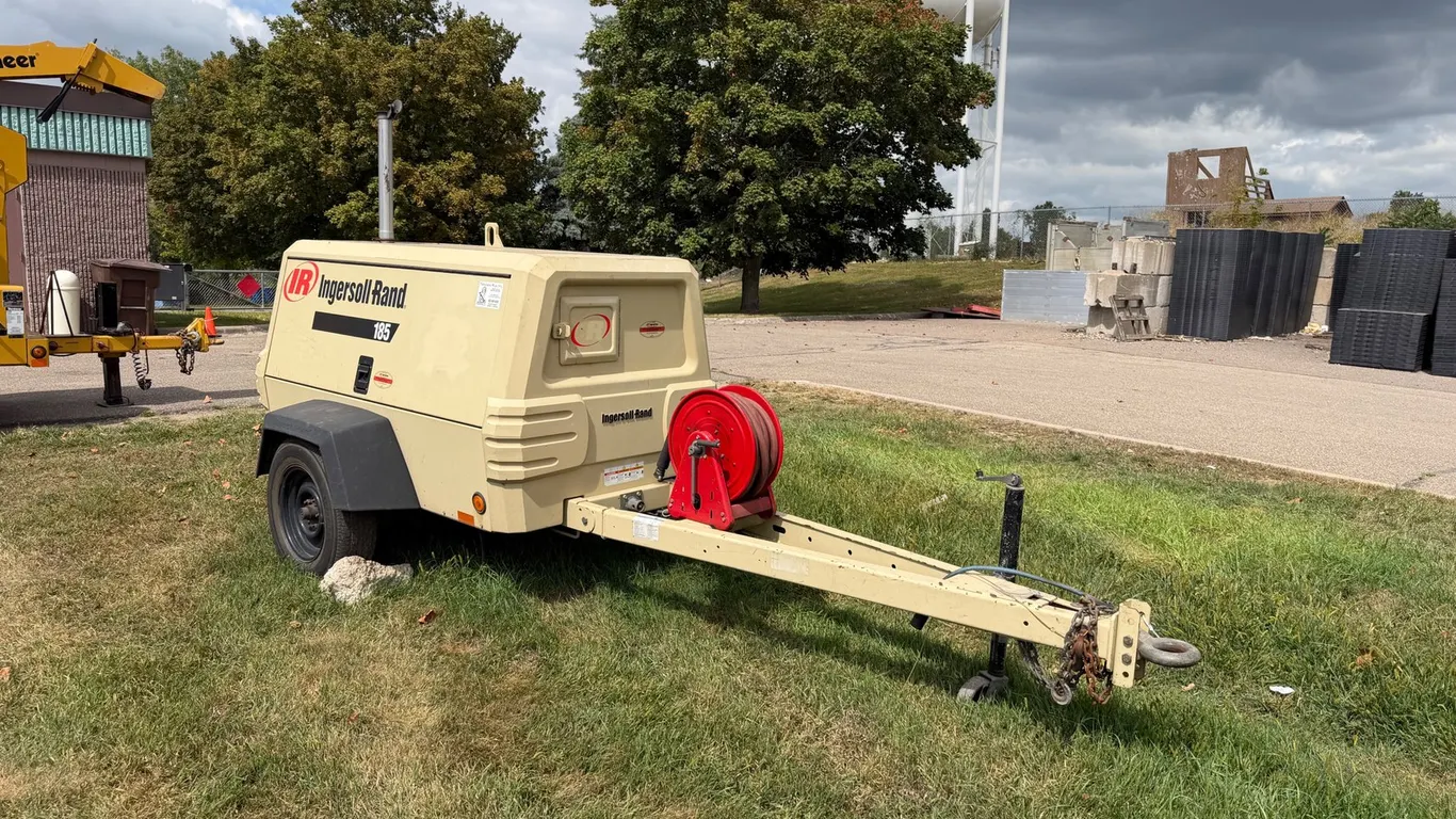 Ingersoll-Rand Air Compressor Trailer