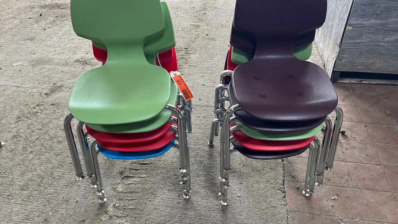 (10) Preschool Student Chairs