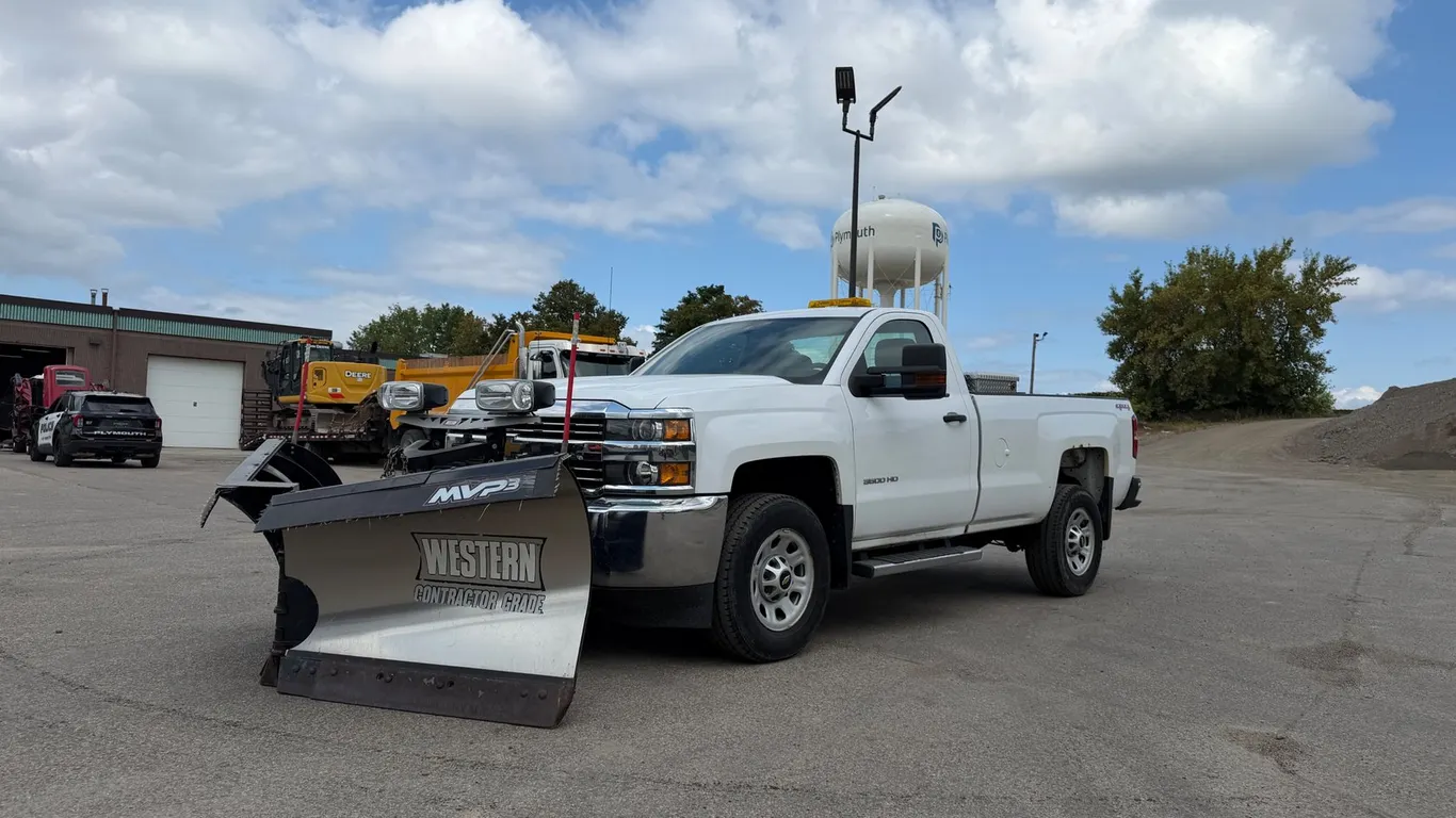 2015 Chevy Silverado 3500 Pickup with Snowplow