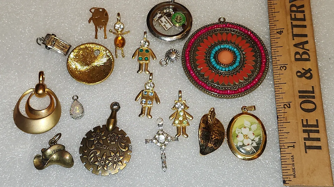 Assorted Necklace Pendants & Charms
