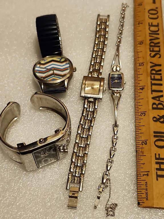 4 Watches