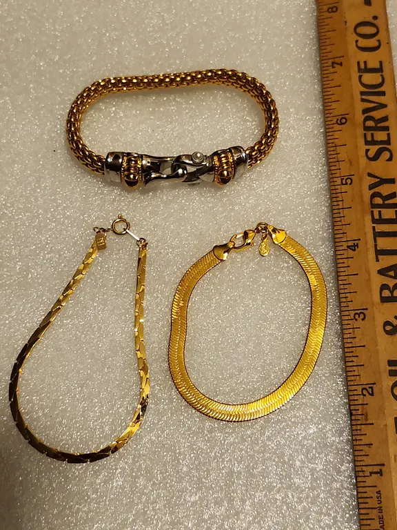 3 Bracelets