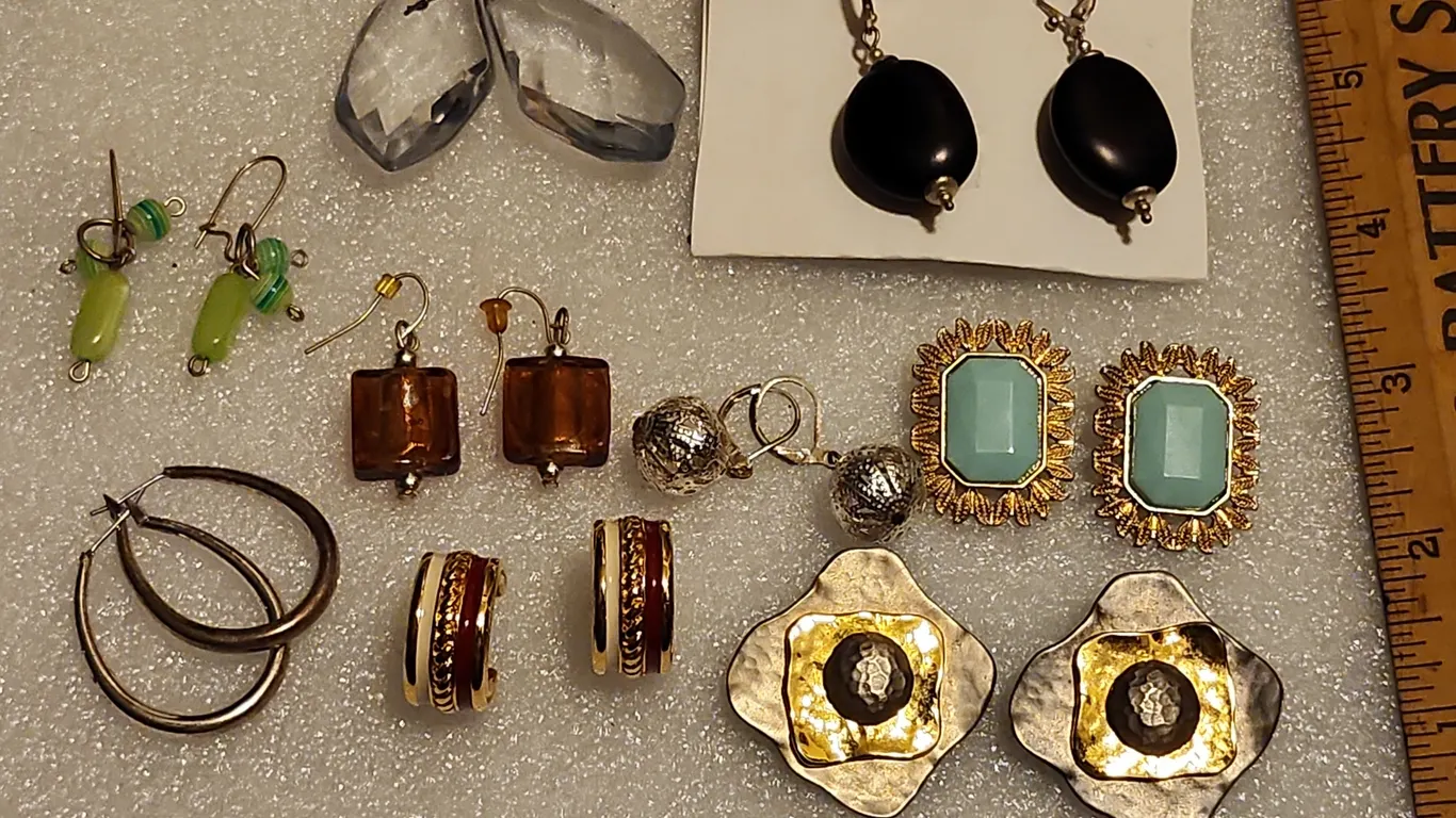 8 Pair Pierced Earrings