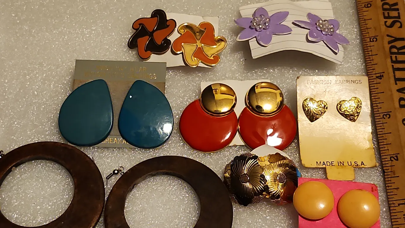 8 Pair Of Pierced Earrings