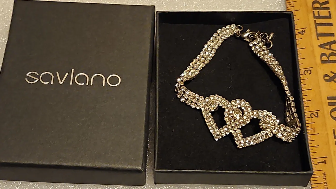 Savlano Double Heart Rhinestone Bracelet