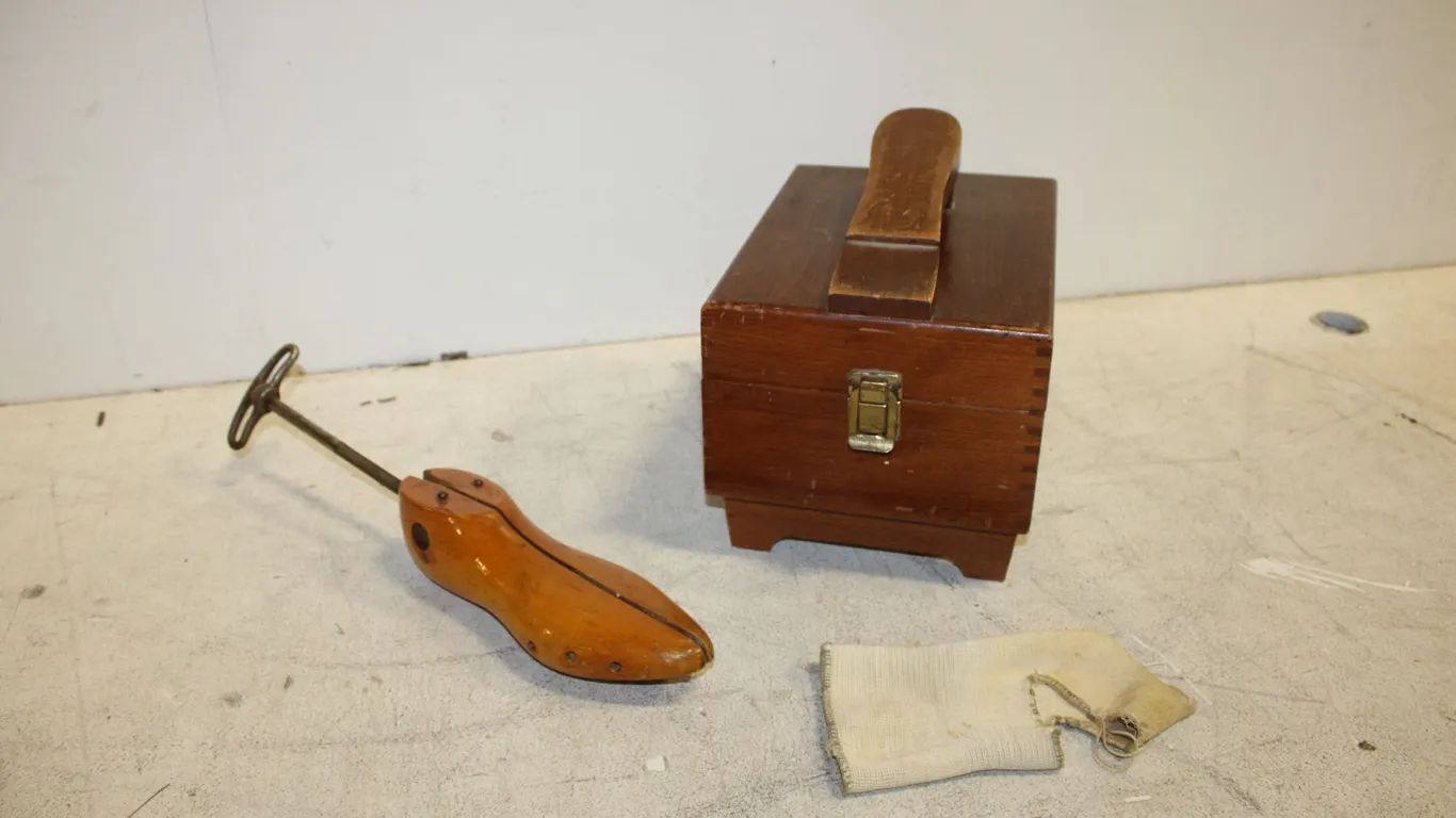 Shoe Care Accessories