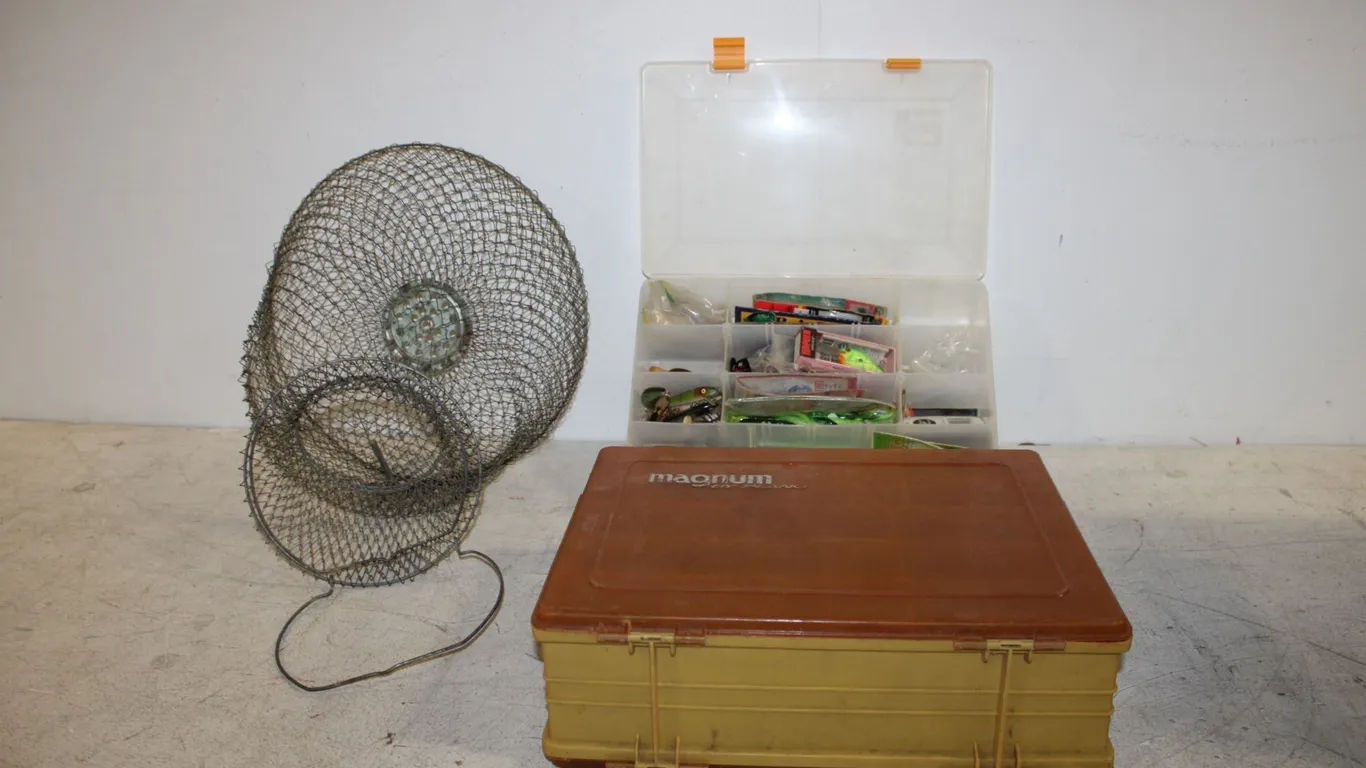 Fishing Tackle & Fish Basket