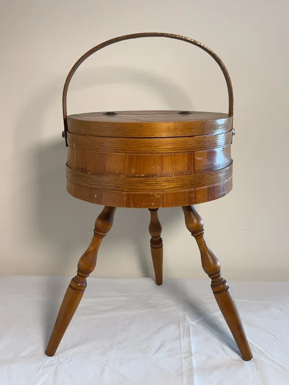 VTG Sewing Basket Stand