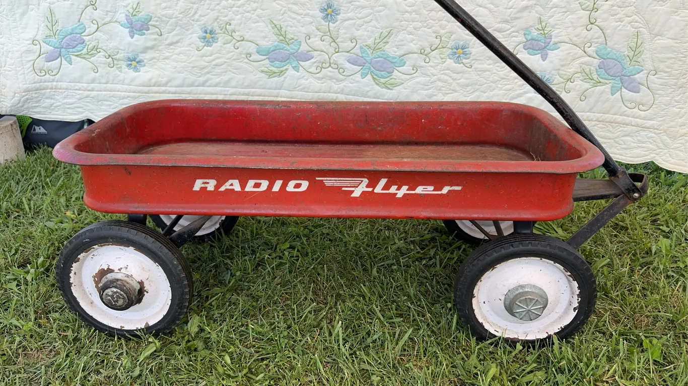 VTG Radio Flyer Wagon