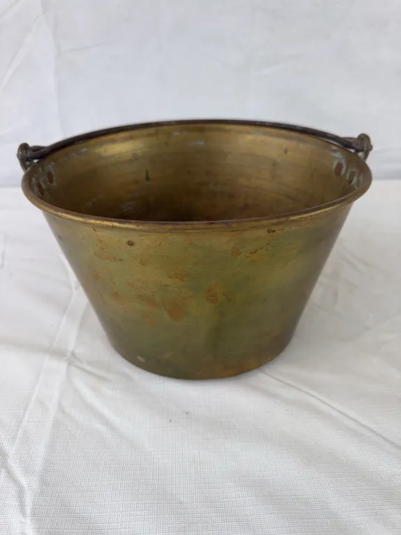 Ansonia Brass Co. Brass Candy Kettle