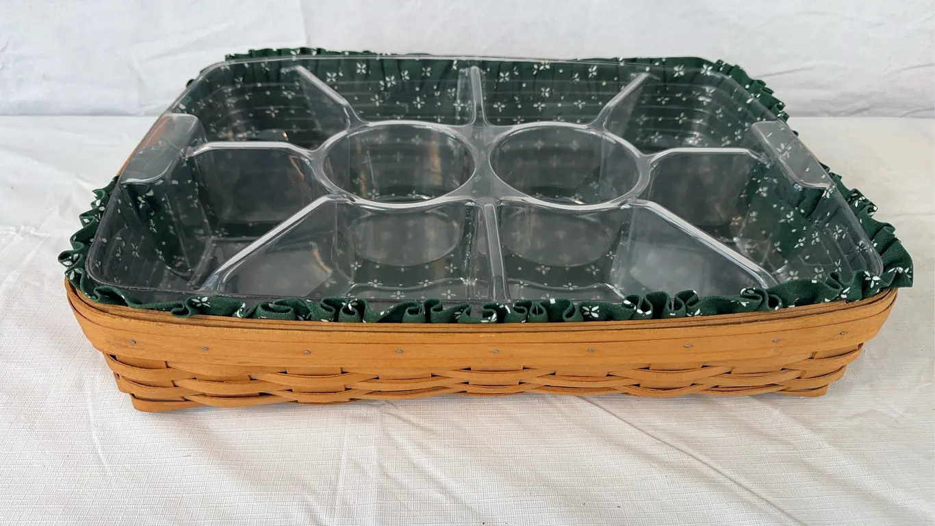 1995 Longaberger Serving Basket