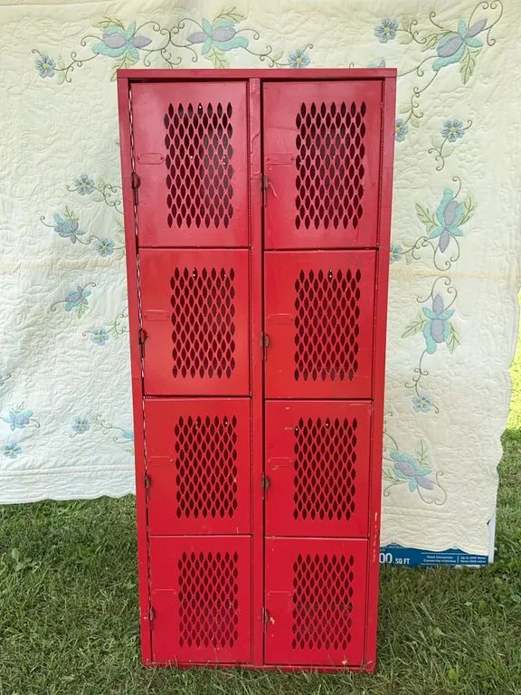Metal Locker Set