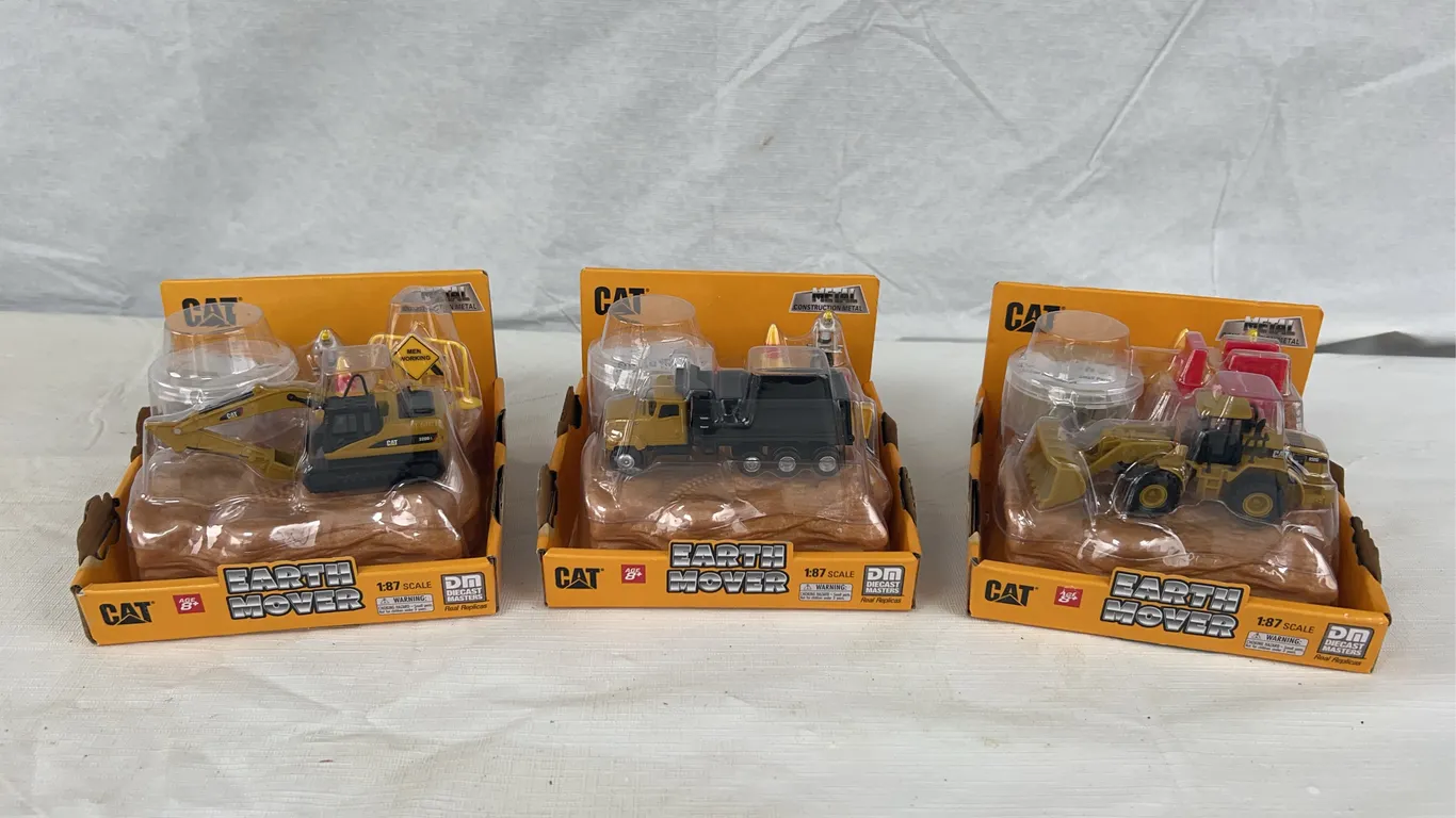 NIP Cat Earth Mover Models
