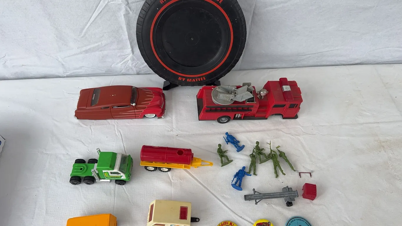 Hot Wheels Case and More
