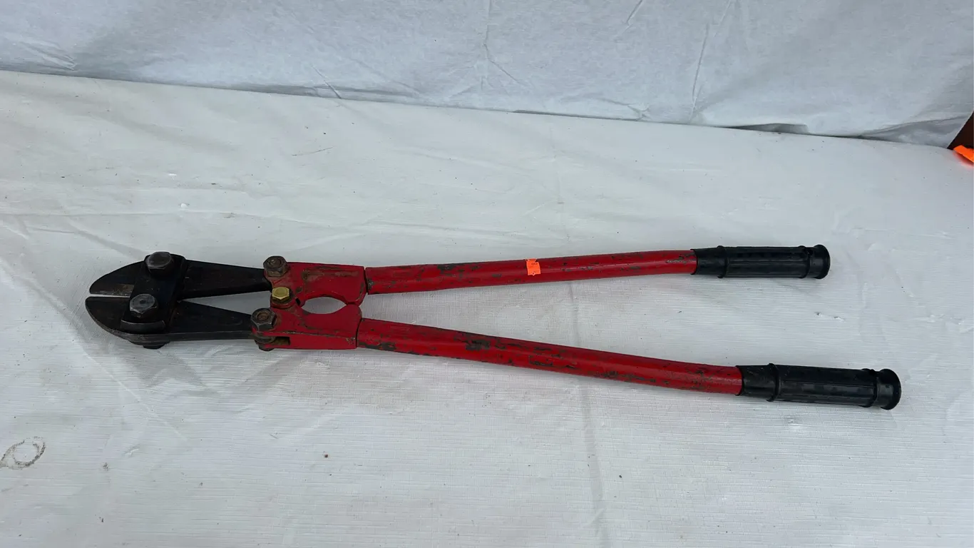 Bolt Cutter
