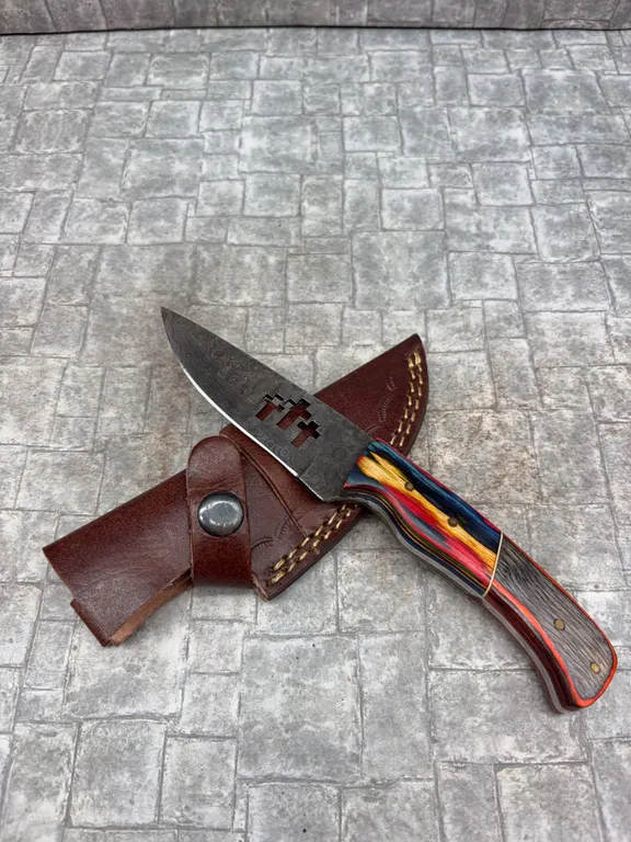 Handmade Damascus Steel Knife with Leather Sheath