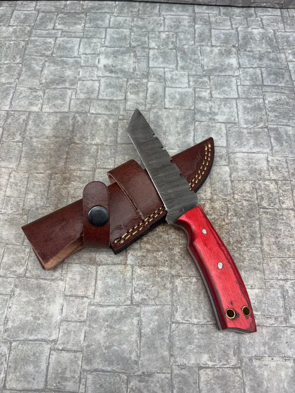 Handmade Damascus Steel Knife with Leather Sheath