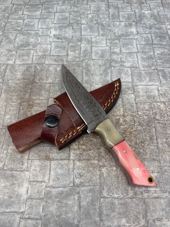 Handmade Damascus Steel Knife with Leather Sheath