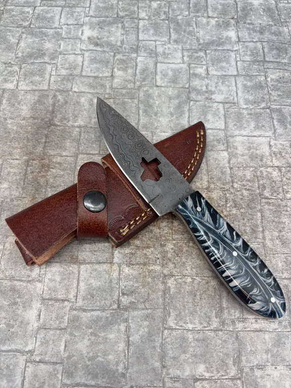 Handmade Damascus Steel Knife with Leather Sheath