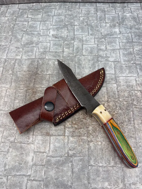Handmade Damascus Steel Knife with Leather Sheath