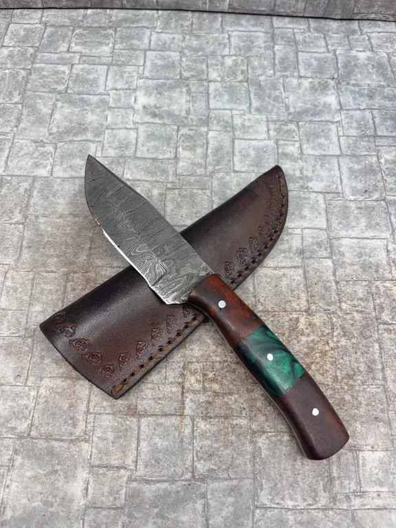 Handmade Damascus Steel Knife with Leather Sheath