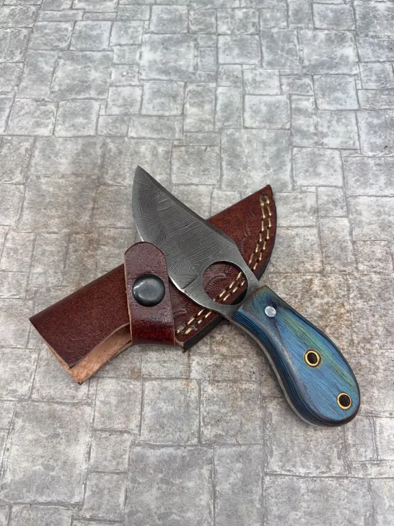 Handmade Damascus Steel Knife with Leather Sheath