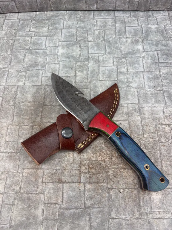Handmade Damascus Steel Knife with Leather Sheath