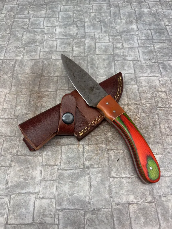 Handmade Damascus Steel Knife with Leather Sheath