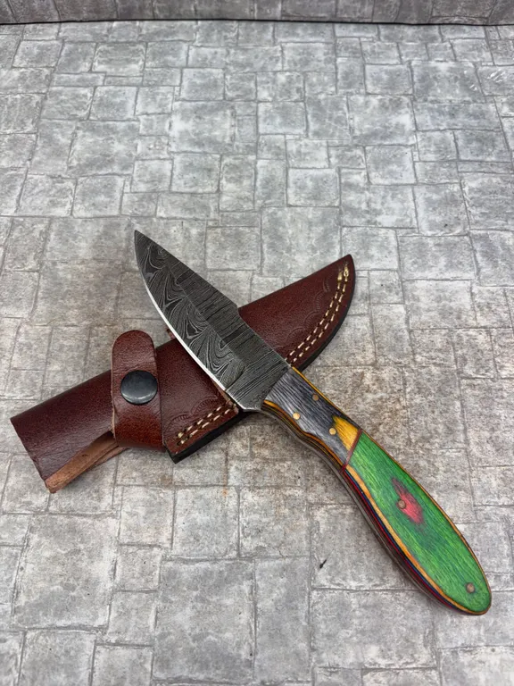 Handmade Damascus Steel Knife with Leather Sheath