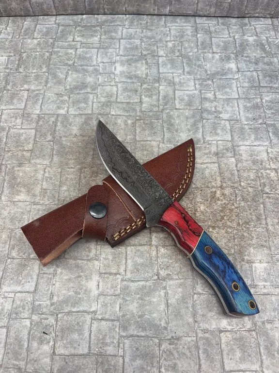 Handmade Damascus Steel Knife with Leather Sheath