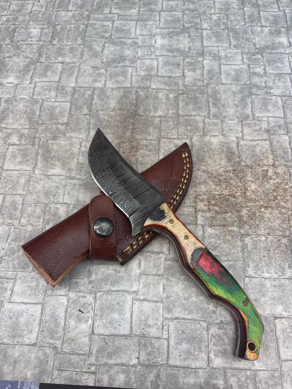 Handmade Damascus Steel Knife with Leather Sheath