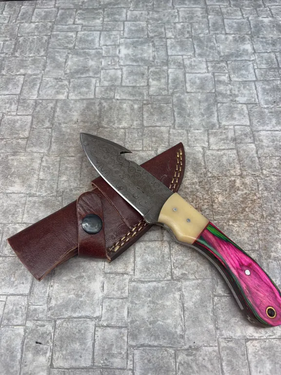 Handmade Damascus Steel Knife with Leather Sheath