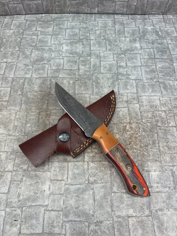 Handmade Damascus Steel Knife with Leather Sheath
