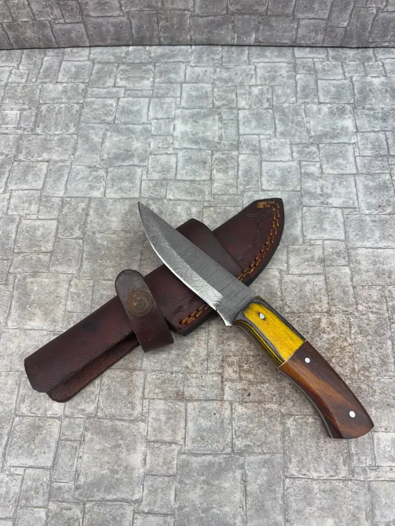 Handmade Damascus Steel Knife with Leather Sheath