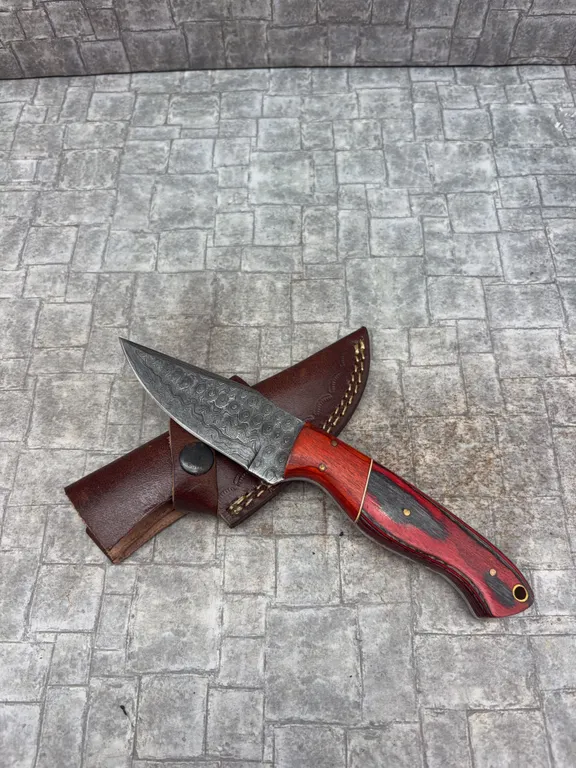 Handmade Damascus Steel Knife with Leather Sheath