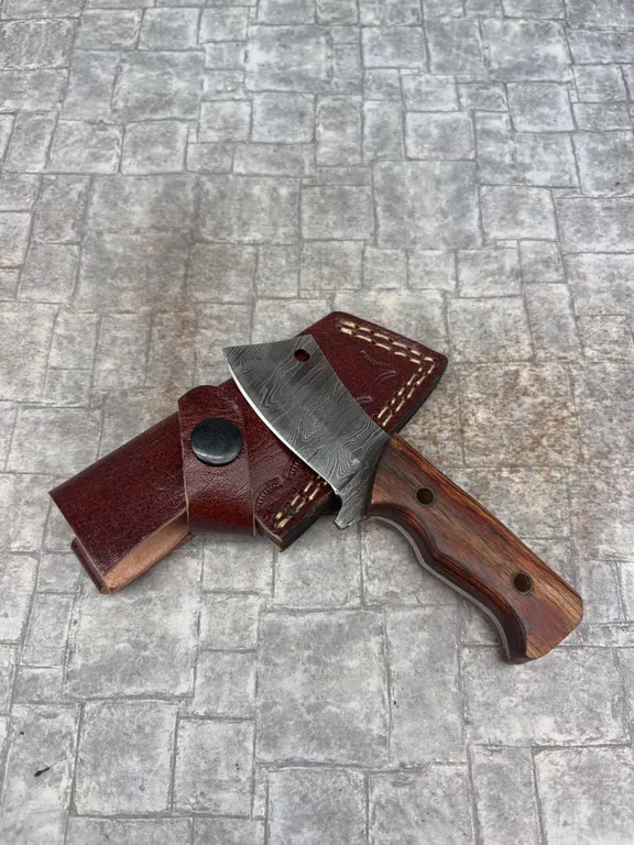 Handmade Damascus Steel Knife with Leather Sheath