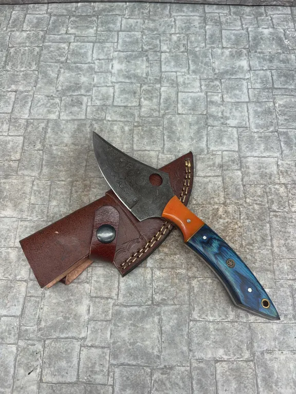 Handmade Damascus Steel Knife with Leather Sheath