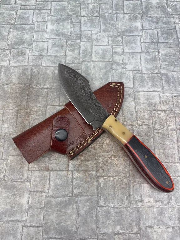 Handmade Damascus Steel Knife with Leather Sheath