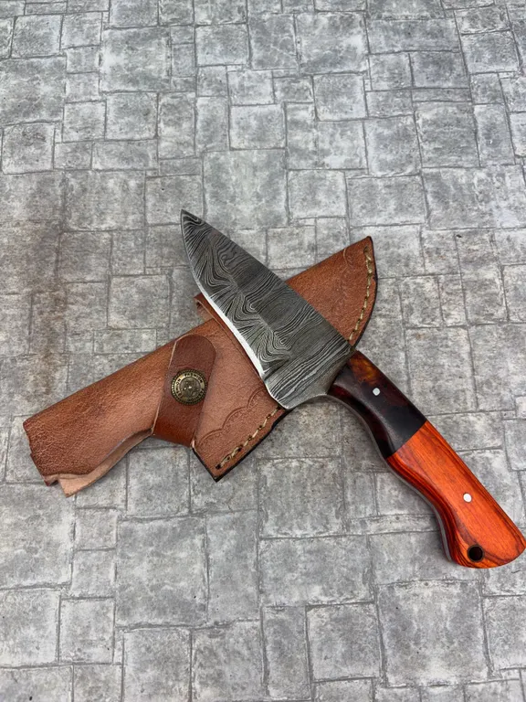 Handmade Damascus Steel Knife with Leather Sheath
