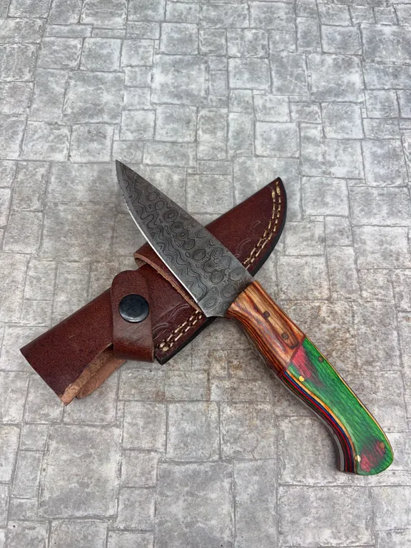 Handmade Damascus Steel Knife with Leather Sheath
