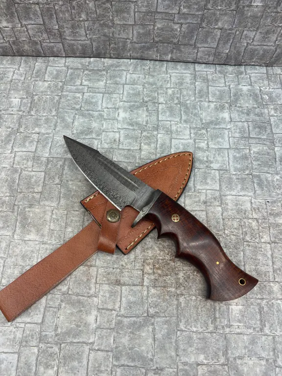 Handmade Damascus Steel Knife with Leather Sheath