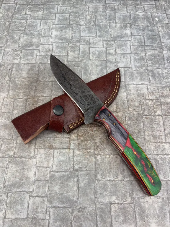 Handmade Damascus Steel Knife with Leather Sheath