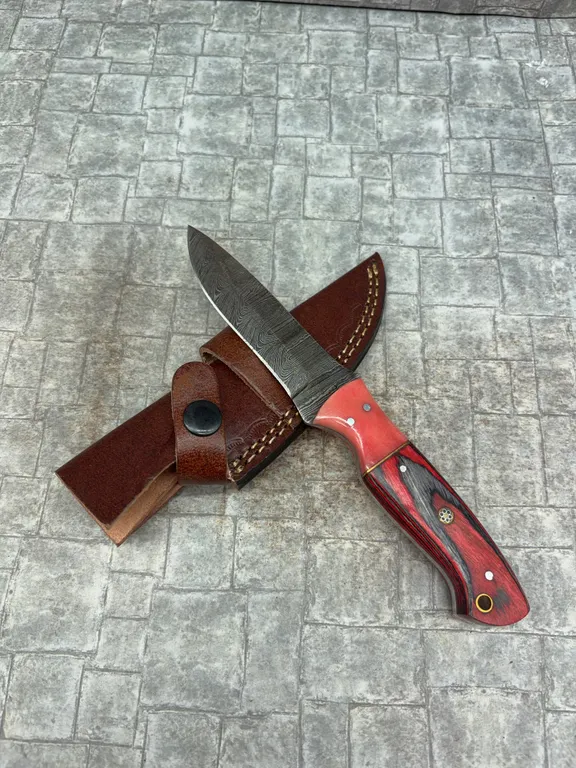Handmade Damascus Steel Knife with Leather Sheath