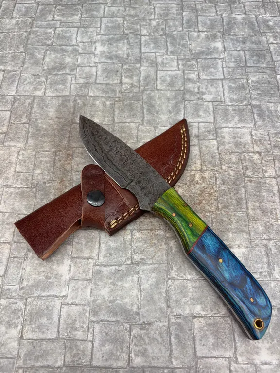 Handmade Damascus Steel Knife with Leather Sheath