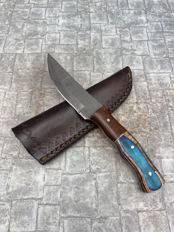 Handmade Damascus Steel Knife with Leather Sheath