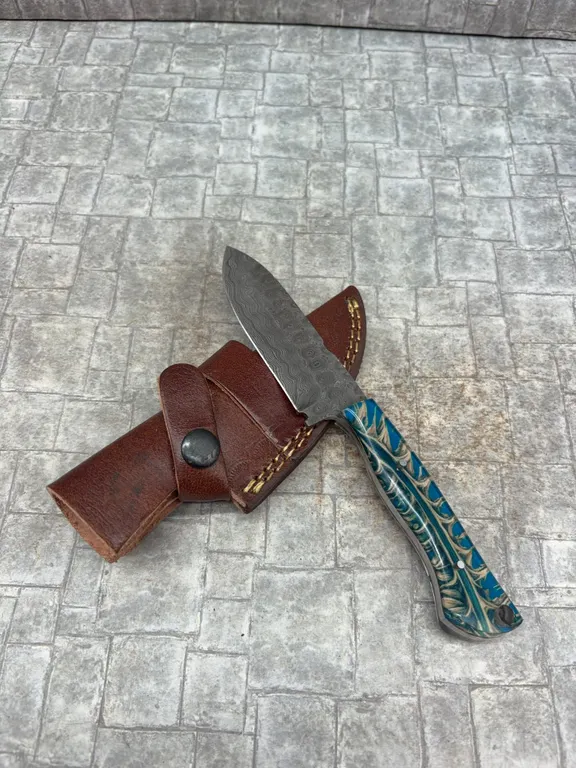 Handmade Damascus Steel Knife with Leather Sheath