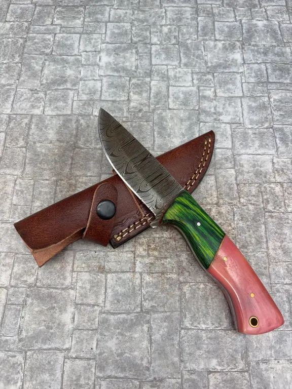 Handmade Damascus Steel Knife with Leather Sheath
