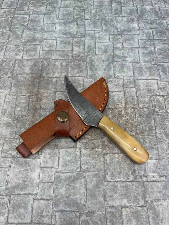 Handmade Damascus Steel Knife with Leather Sheath