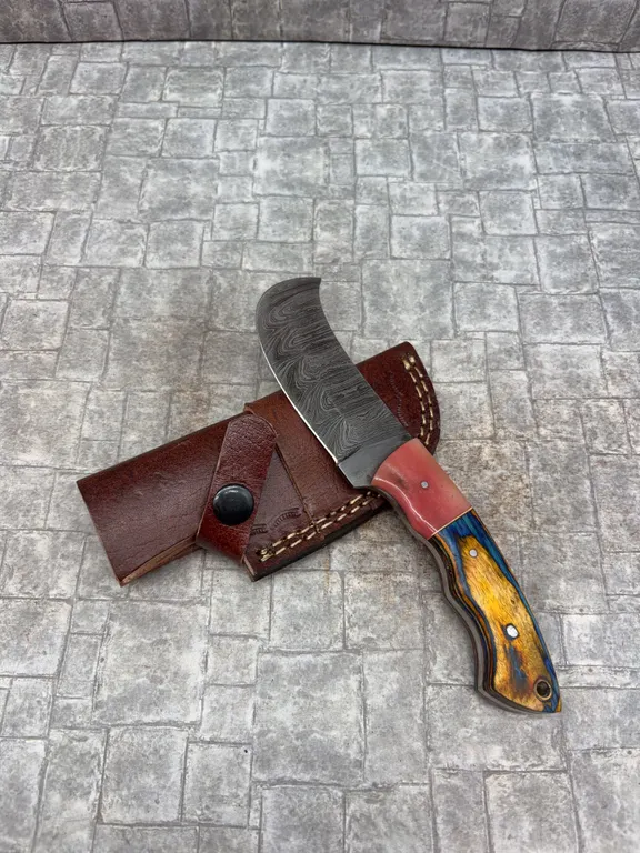 Handmade Damascus Steel Knife with Leather Sheath